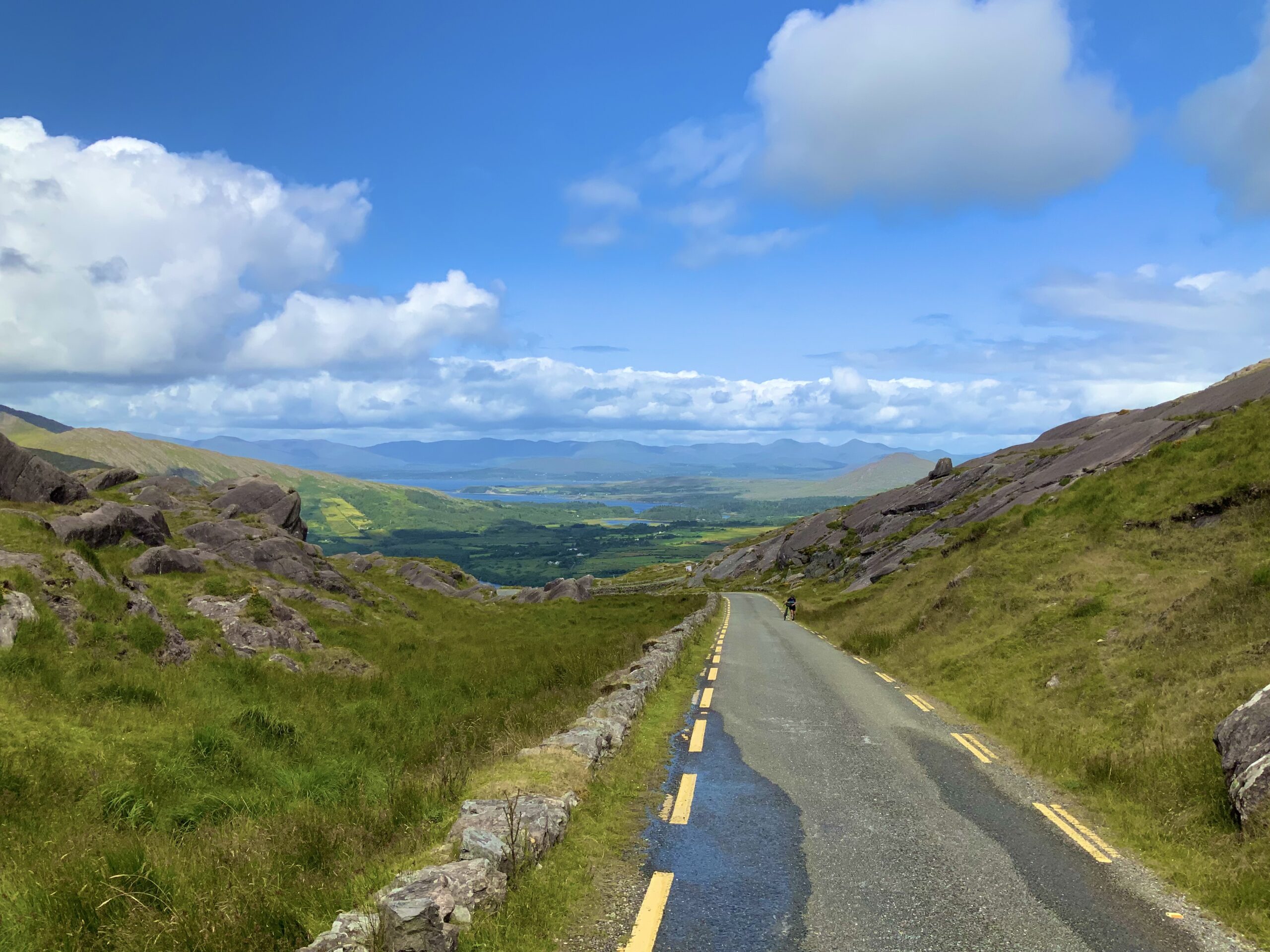 Travelling through Ireland on a splendid Summers day 🌞